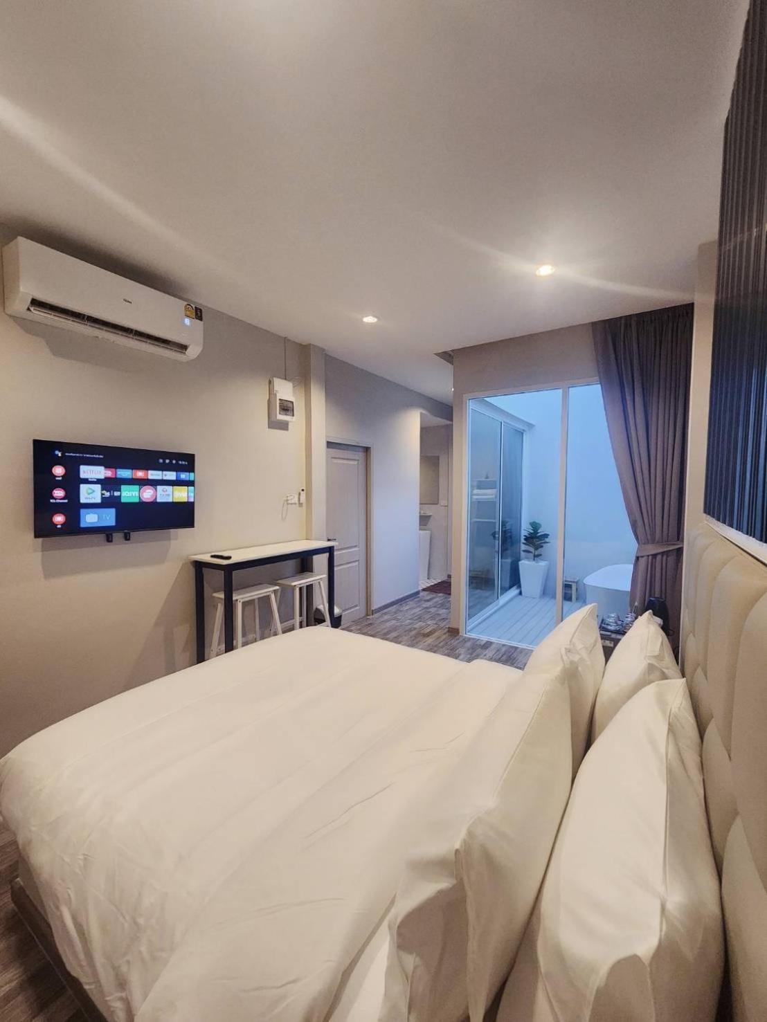 Skyline Resort Ban Khlong Lat Bua Khao Eksteriør bilde