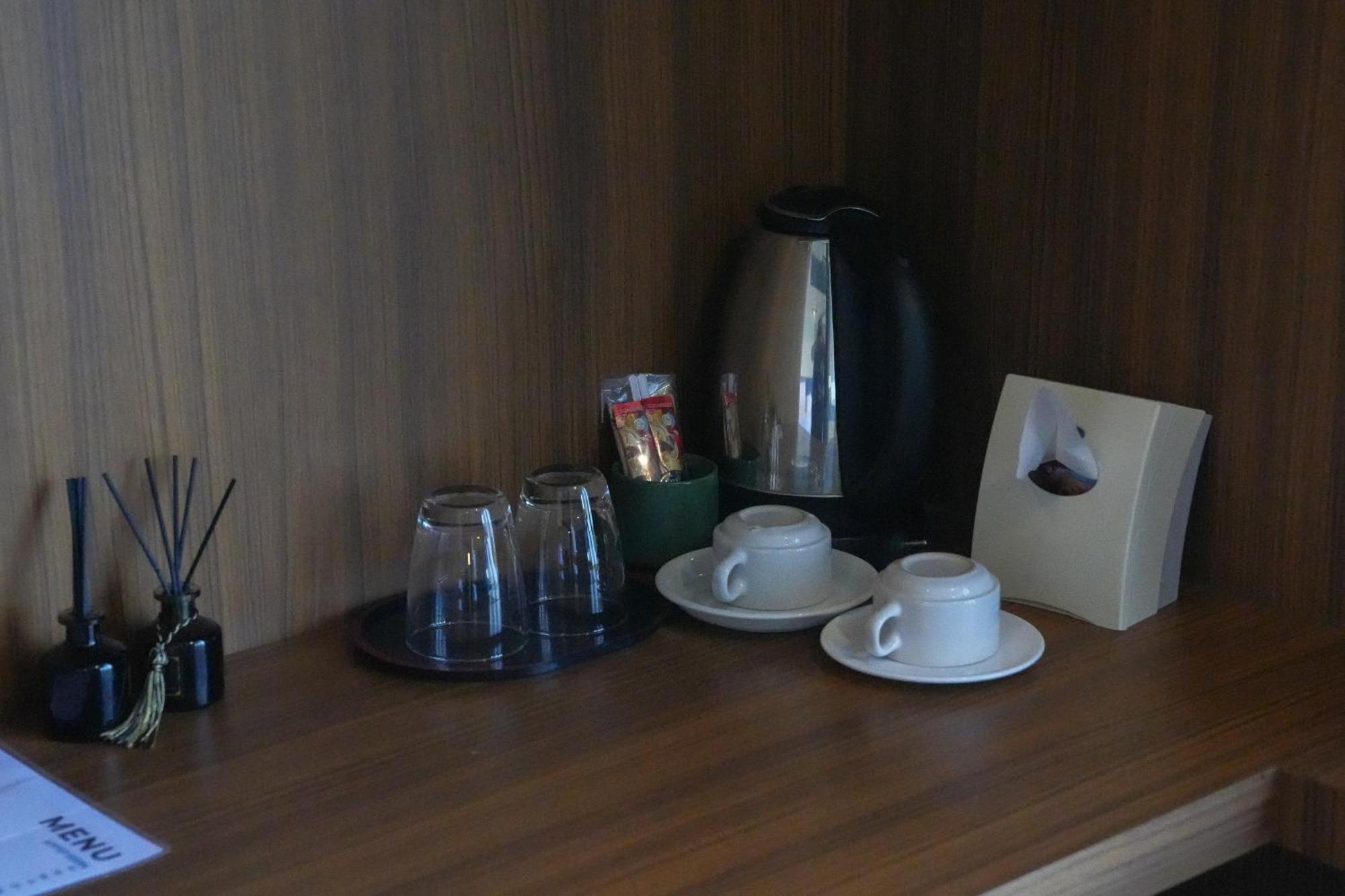 Skyline Resort Ban Khlong Lat Bua Khao Eksteriør bilde