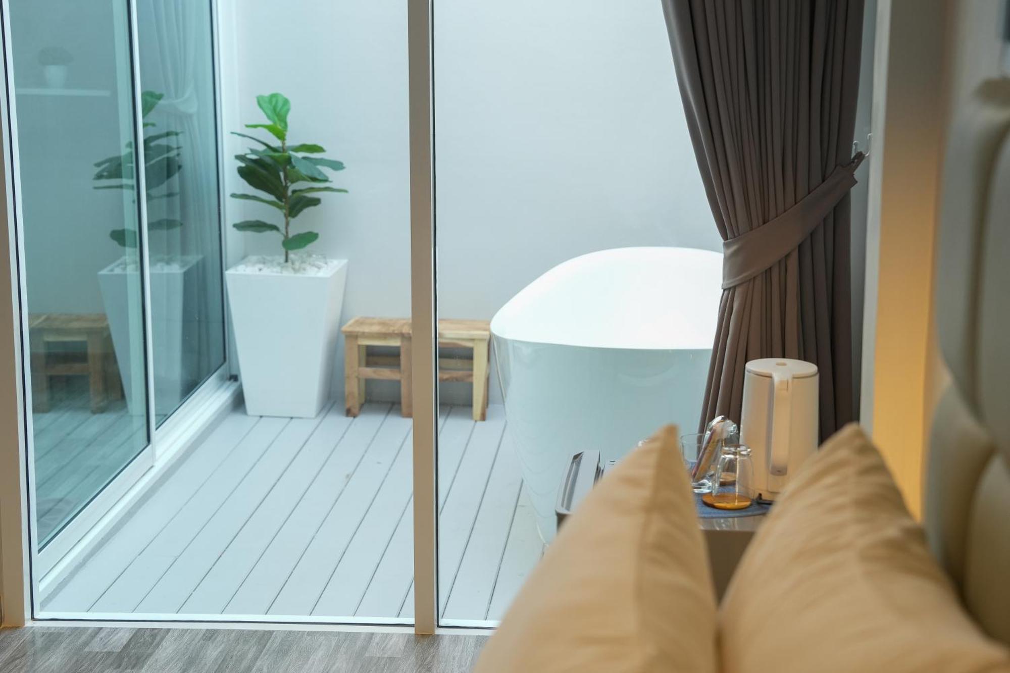 Skyline Resort Ban Khlong Lat Bua Khao Eksteriør bilde