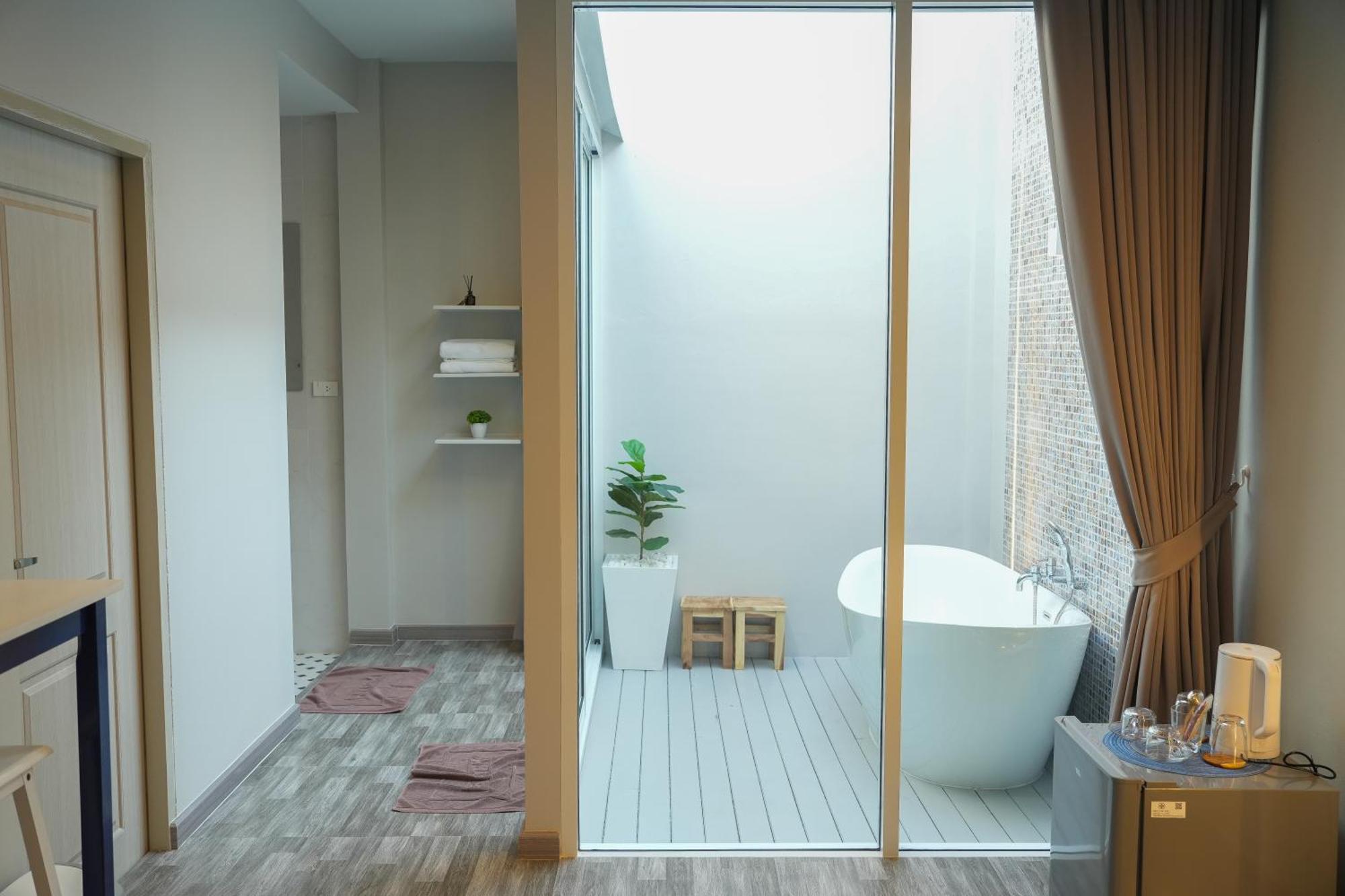 Skyline Resort Ban Khlong Lat Bua Khao Eksteriør bilde