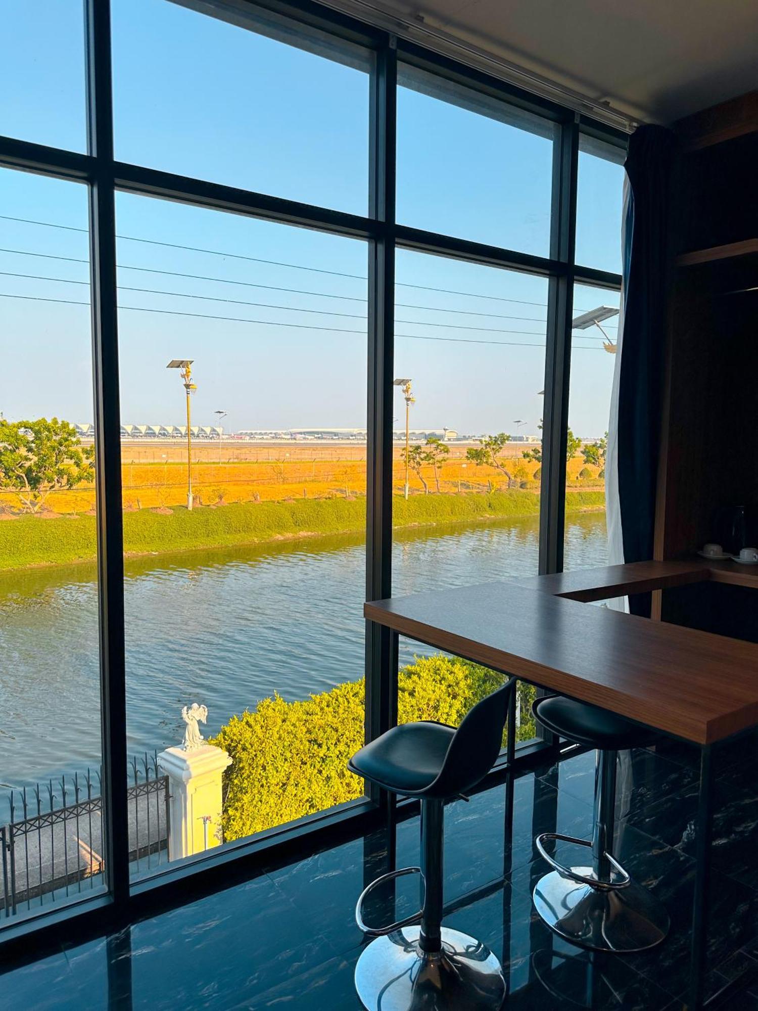 Skyline Resort Ban Khlong Lat Bua Khao Eksteriør bilde
