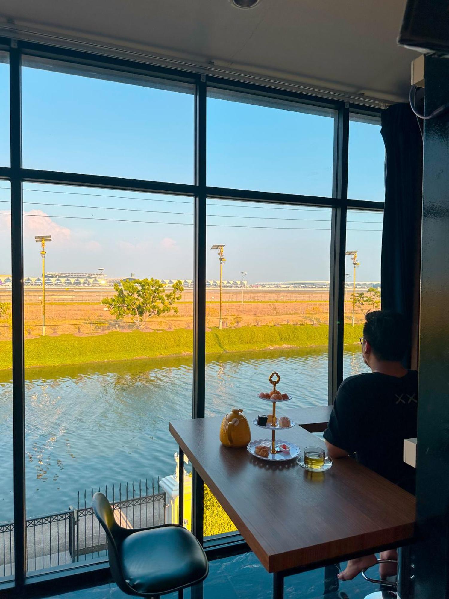 Skyline Resort Ban Khlong Lat Bua Khao Eksteriør bilde
